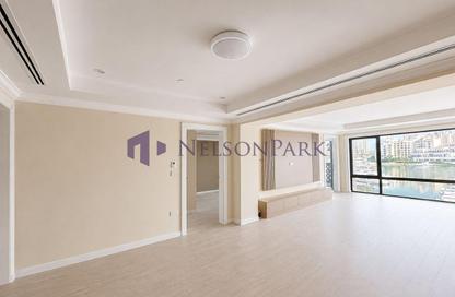 Apartment - 2 Bedrooms - 3 Bathrooms for rent in Porto Arabia Townhouses - Porto Arabia - The Pearl Island - Doha