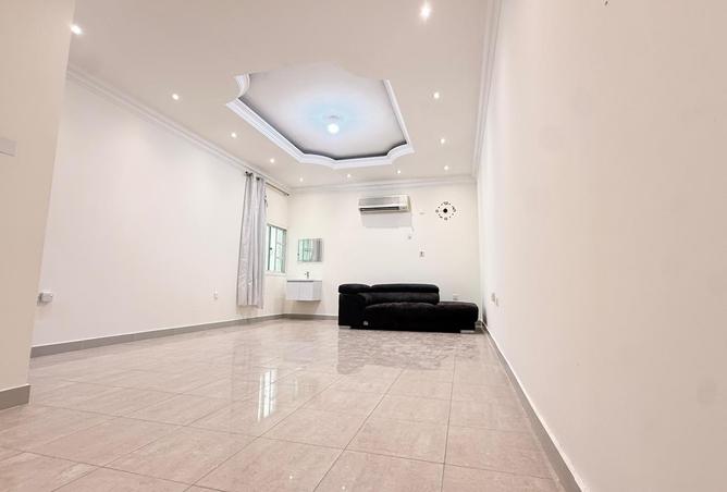 1018521 - Property Image 2