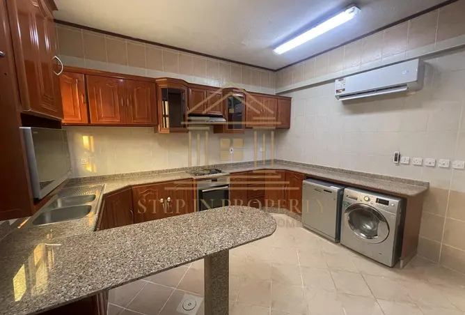 64421130 - Property Image 3
