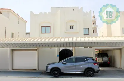 Villa - 4 Bedrooms - 4 Bathrooms for rent in Duhail Villas - Al Duhail - Doha