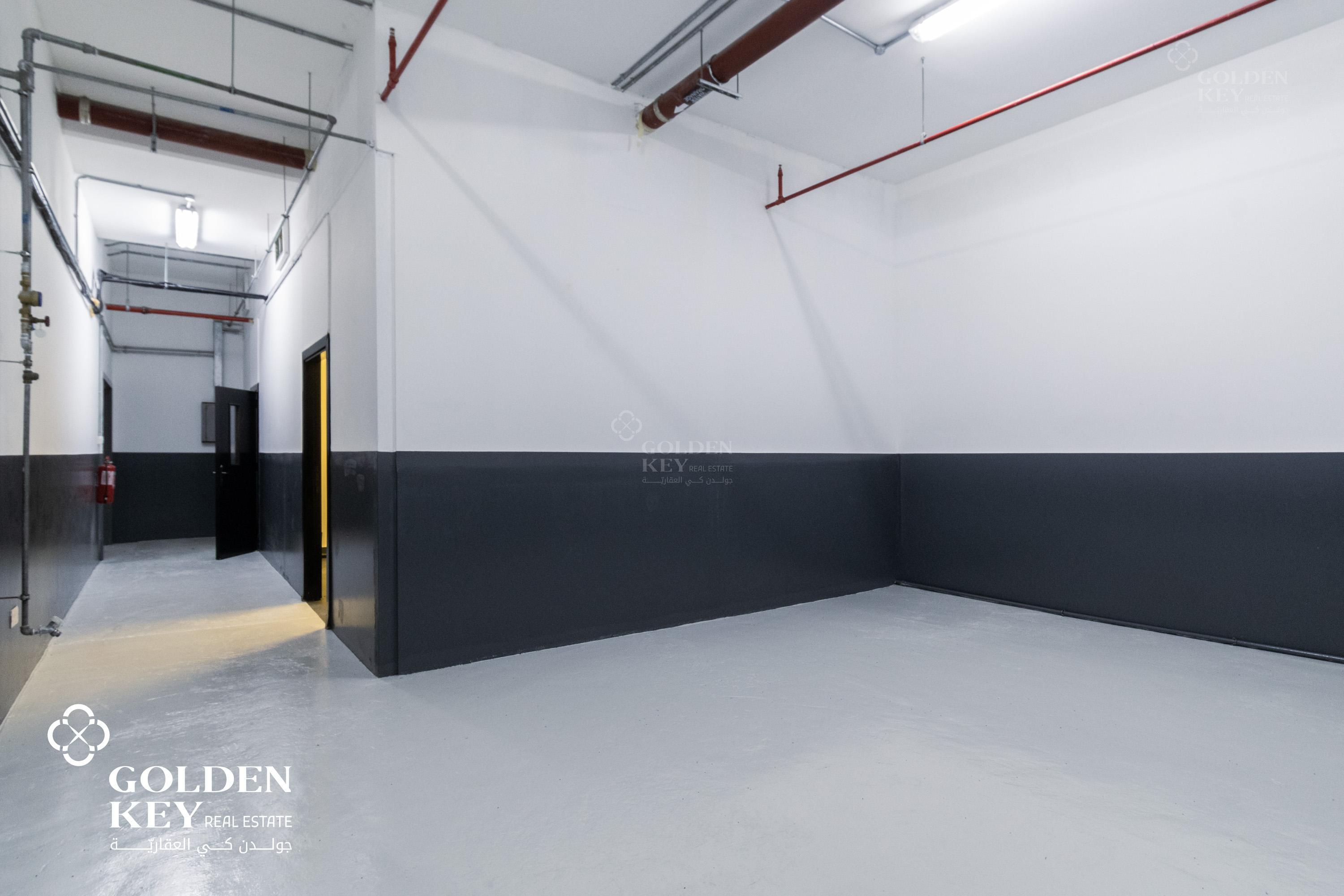 Convenient Store Room in West Bay | Huge Parking