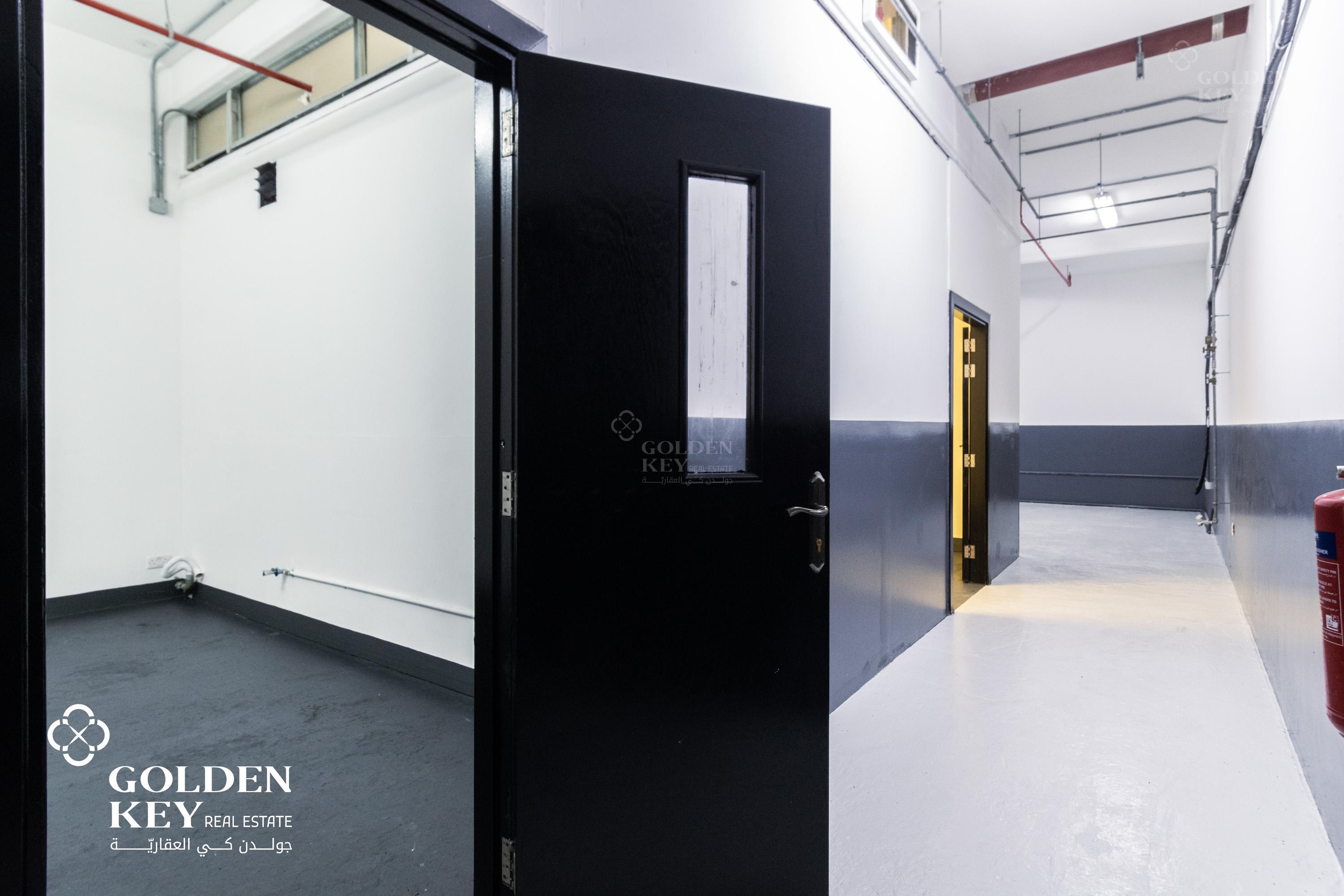 Convenient Store Room in West Bay | Huge Parking