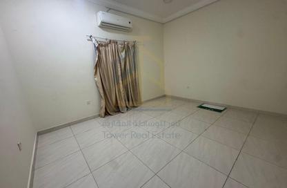 Apartment - 1 Bedroom - 1 Bathroom for rent in Madinat Khalifa South - Madinat Khalifa - Doha
