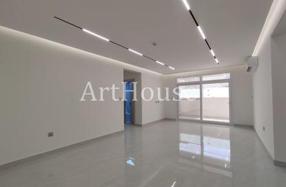 Apartment - 2 Bedrooms - 3 Bathrooms for rent in Fereej Kulaib - Doha