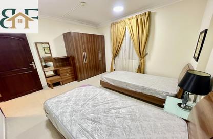 Apartment - 2 Bedrooms - 2 Bathrooms for rent in Umm Ghwailina Comm - Umm Ghuwalina - Umm Ghuwailina - Doha