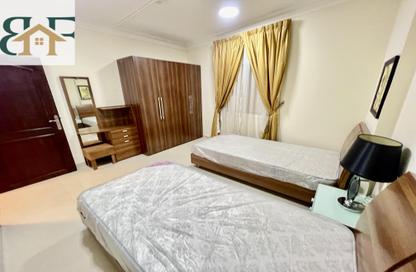 Apartment - 2 Bedrooms - 2 Bathrooms for rent in Umm Ghwailina Comm - Umm Ghuwalina - Umm Ghuwailina - Doha