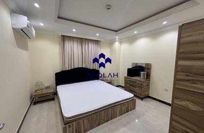 Apartment - 2 Bedrooms - 2 Bathrooms for rent in Al Mansoura - Al Mansoura - Doha