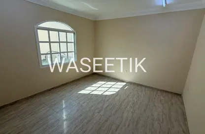 Apartment - 2 Bedrooms - 1 Bathroom for rent in Ain Khalid Gate - Ain Khaled - Doha