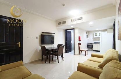 Apartment - 1 Bedroom - 2 Bathrooms for rent in Umm Ghuwailina 4 - Umm Ghuwailina - Doha