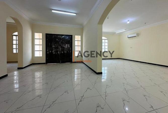 55381954 - Property Main Image