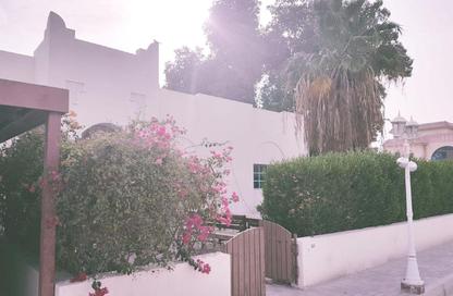 Compound - 3 Bedrooms - 3 Bathrooms for rent in Mesaimeer Road - Abu Hamour - Doha