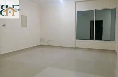 Apartment - 3 Bedrooms - 3 Bathrooms for rent in Al Nasr Street - Al Nasr - Doha