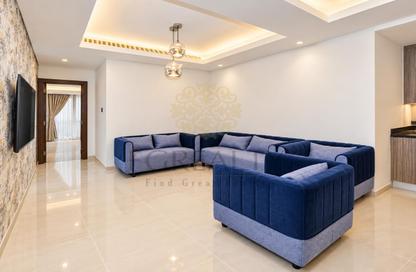 Apartment - 1 - 2 for sale in Viva West - Viva Bahriyah - The Pearl Island - Doha