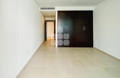 Apartment - 2 Bedrooms - 4 Bathrooms for rent in Viva East - Viva Bahriyah - The Pearl Island - Doha