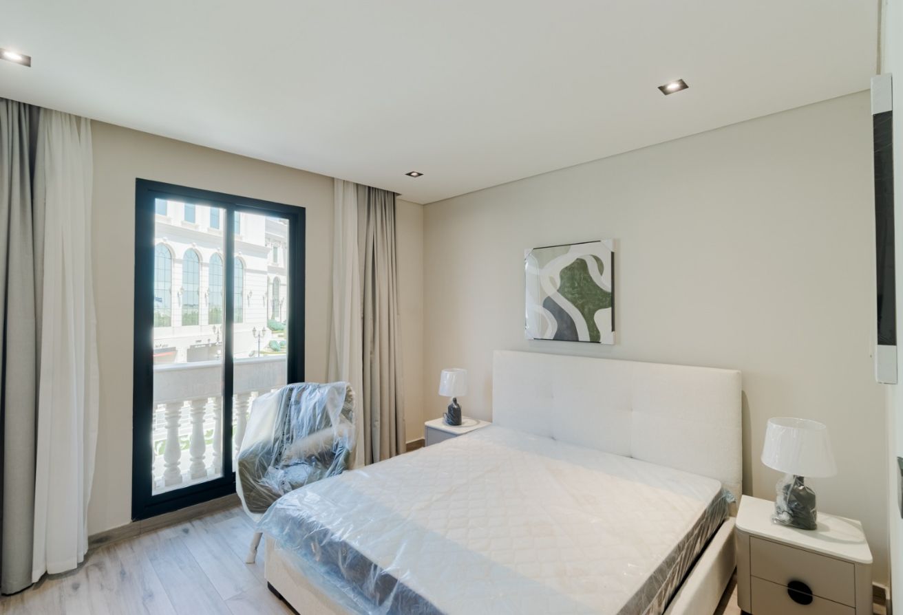 2 BR Furnished Apartment with Balcony and Pool thumbnail 9