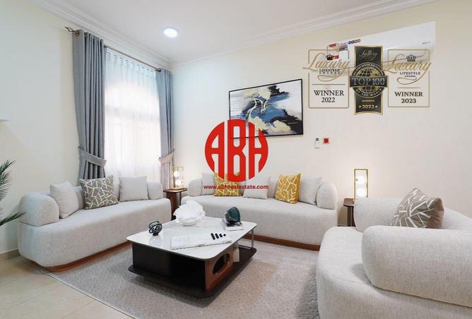 1012802 - Property Image 2