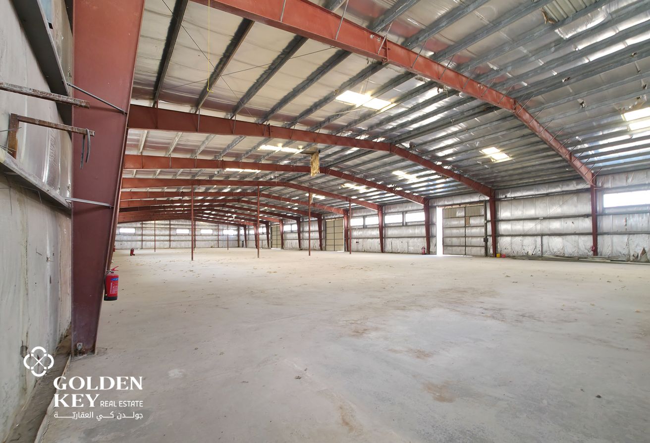 General Warehouse | 4,200 SQM | Birkat Al Awamer