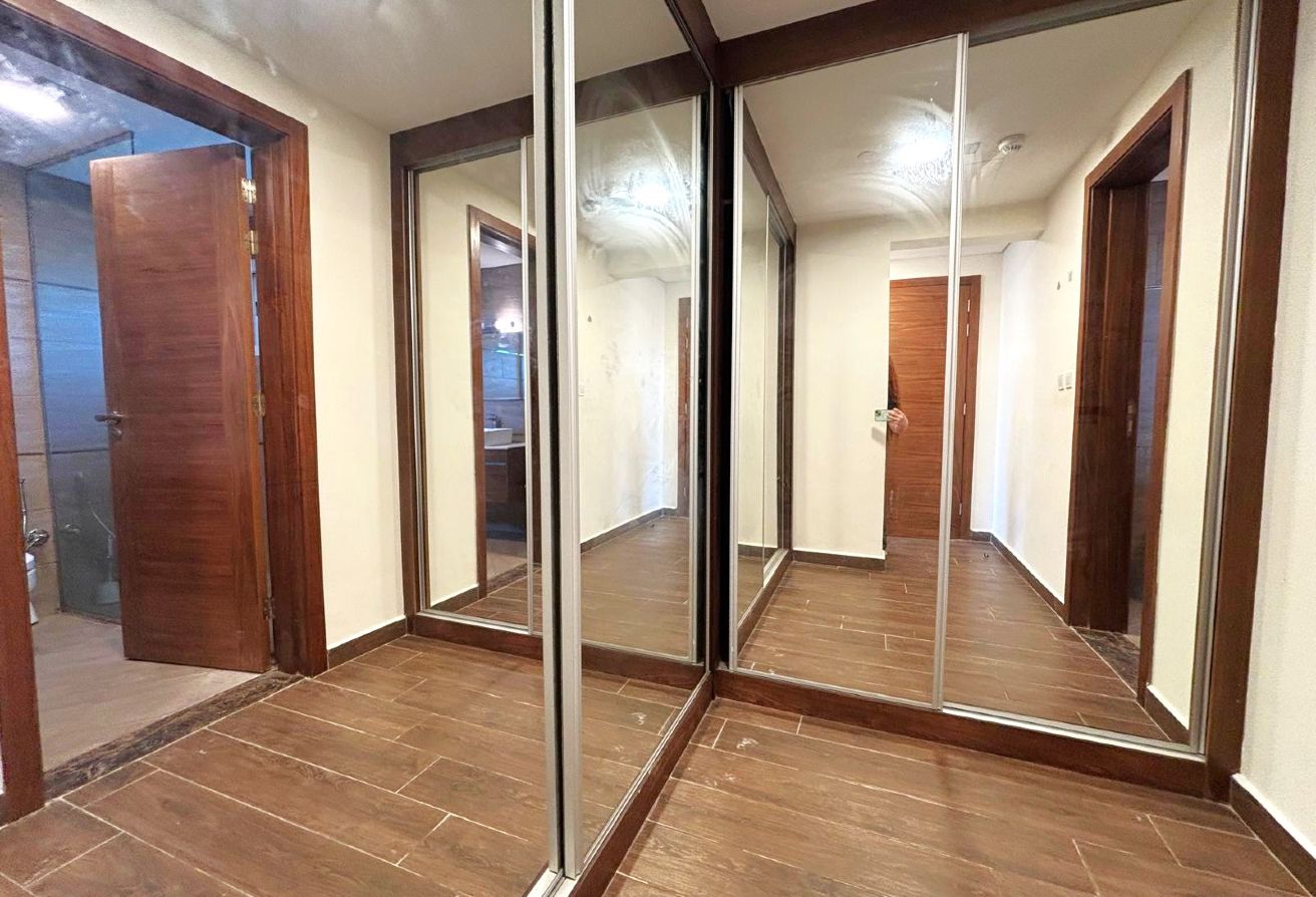 *1 MONTH FREE OFFER* FURNISHED 1 BHK + BIG TERRACE - apartment in Al Erkyah City