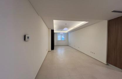 Apartment - Studio - 1 for rent in Viva Bahriyah - The Pearl Island - Doha