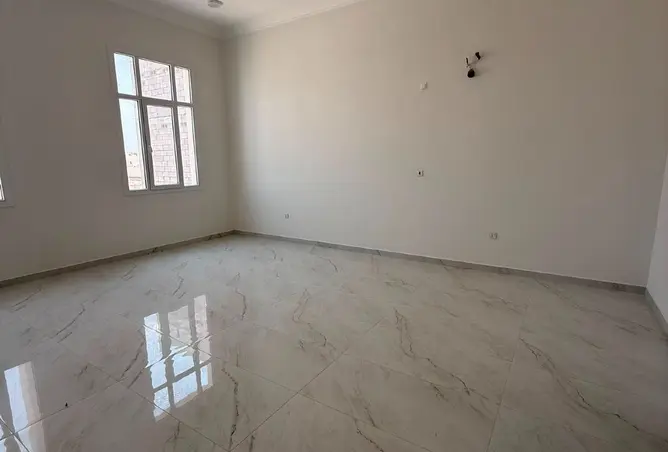 60557606 - Property Image 2