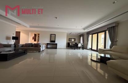 Apartment - 2 Bedrooms - 3 Bathrooms for rent in East Porto Drive - Porto Arabia - The Pearl Island - Doha
