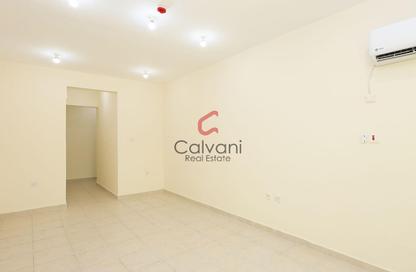 Apartment - 2 Bedrooms - 2 Bathrooms for rent in Al Mansoura - Al Mansoura - Doha Apartment - 2 Bedrooms - 2 Bathrooms for rent in Al Mansoura - Al Mansoura - Doha