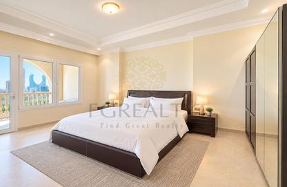 Apartment - 1 - 2 for sale in West Porto Drive - Porto Arabia - The Pearl Island - Doha