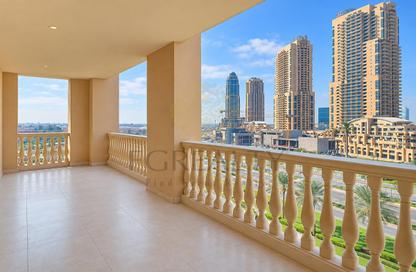 Apartment - 1 - 2 for sale in West Porto Drive - Porto Arabia - The Pearl Island - Doha