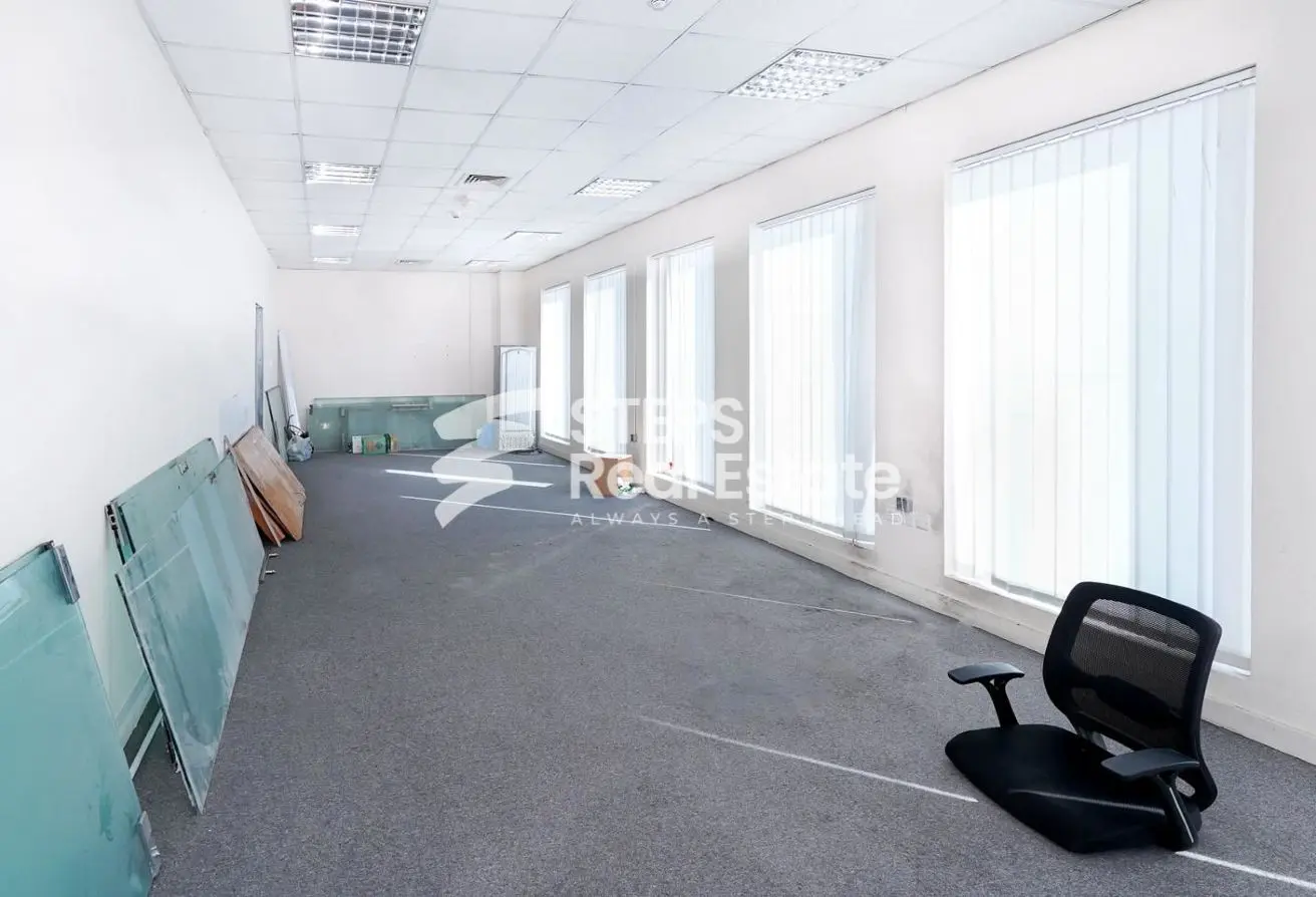 63305470 - Property Main Image