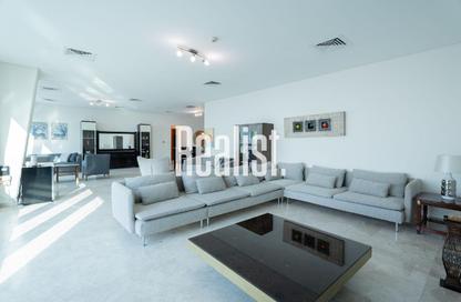 Apartment - 3 Bedrooms - 4 Bathrooms for rent in Zig Zag Tower B - Zig Zag Towers - West Bay - Doha