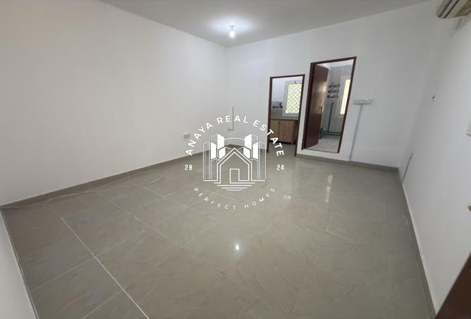 1012900 - Property Image 2