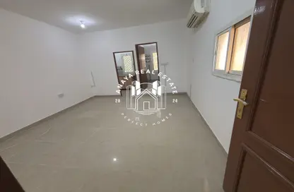 Villa - Studio - 1 Bathroom for rent in Bu Hamour Street - Abu Hamour - Doha