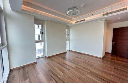 Apartment - 1 Bedroom - 2 Bathrooms for sale in Crystal Residence - Gewan Island - The Pearl Island - Doha