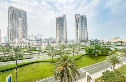 Apartment - 1 Bedroom - 2 Bathrooms for rent in West Porto Drive - Porto Arabia - The Pearl Island - Doha