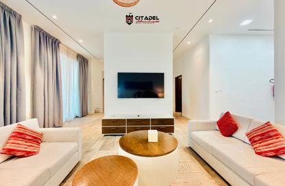 Apartment - 3 Bedrooms - 3 Bathrooms for rent in Mina Hotel and Residences - Corniche Road - Doha