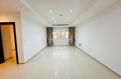 Apartment - 2 Bedrooms - 2 Bathrooms for rent in Al Nasr Street - Al Nasr - Doha
