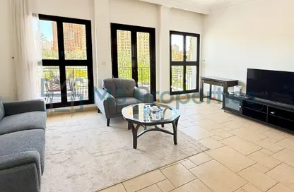 Apartment - 1 Bedroom - 2 Bathrooms for sale in Carnaval - Qanat Quartier - The Pearl Island - Doha
