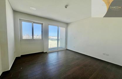 Apartment - 2 Bedrooms - 3 Bathrooms for rent in Rivan Building - Al Erkyah City - Lusail Apartment - 2 Bedrooms - 3 Bathrooms for rent in Rivan Building - Al Erkyah City - Lusail