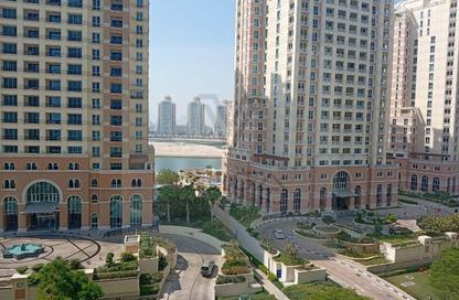 Apartment - 3 - 4 for rent in Viva East - Viva Bahriyah - The Pearl Island - Doha