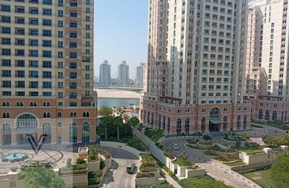 Apartment - 3 - 4 for rent in Viva East - Viva Bahriyah - The Pearl Island - Doha Apartment - 3 - 4 for rent in Viva East - Viva Bahriyah - The Pearl Island - Doha