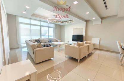 Apartment - 2 Bedrooms - 3 Bathrooms for rent in R-19 Building - Al Erkyah City - Lusail