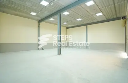Warehouse - Studio for rent in Industrial Area 4 - Industrial Area - Industrial Area - Doha