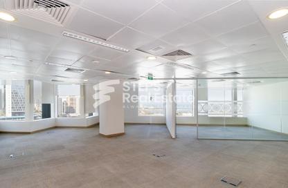 Office Space - Studio - 5 for rent in Al Baraha Tower - Marina District - Lusail