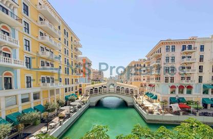 Apartment - 3 Bedrooms - 4 Bathrooms for rent in Carnaval - Qanat Quartier - The Pearl Island - Doha Apartment - 3 Bedrooms - 4 Bathrooms for rent in Carnaval - Qanat Quartier - The Pearl Island - Doha