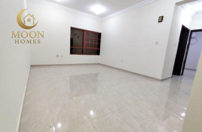 Apartment - 1 Bedroom - 2 Bathrooms for rent in Old Al Ghanim - Al Ghanim - Doha