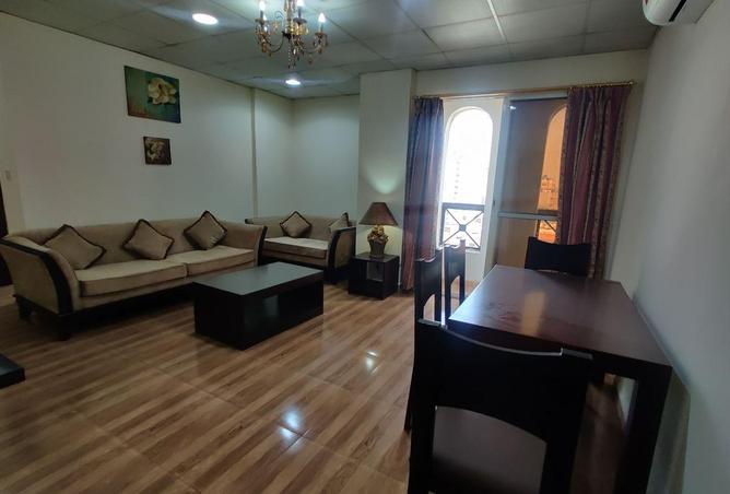 1027811 - Property Image 2