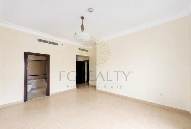 60612777 - Property Image 3