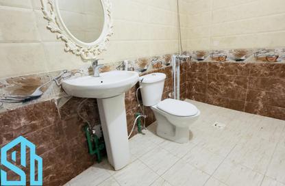 Apartment - Studio - 1 Bathroom for rent in Wholesale Market Street - Abu Hamour - Doha Apartment - Studio - 1 Bathroom for rent in Wholesale Market Street - Abu Hamour - Doha