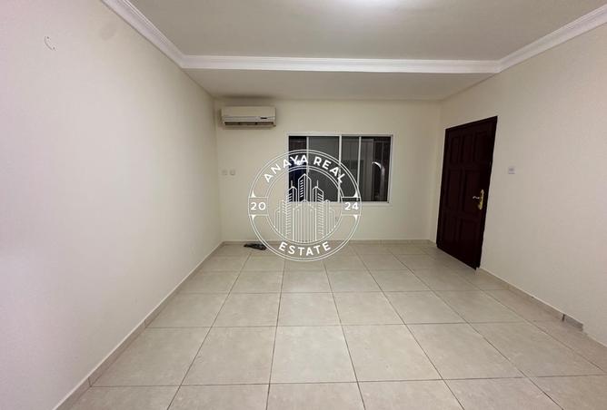 60945774 - Property Main Image