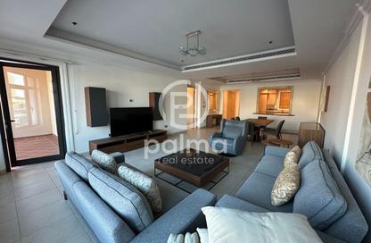 Apartment - 2 Bedrooms - 3 Bathrooms for rent in East Porto Drive - Porto Arabia - The Pearl Island - Doha